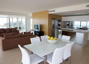 Aparthotel Nirvana By The Sea Gold Coast