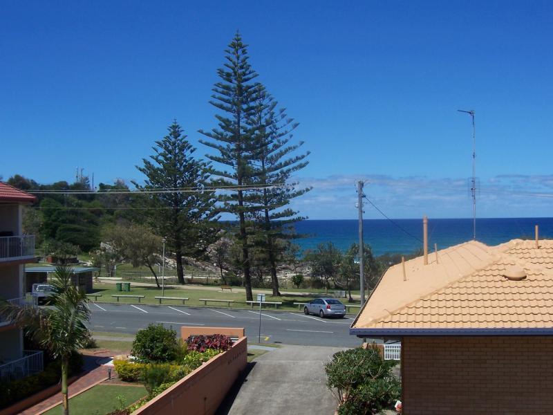 Aparthotel Burleigh Point 3*