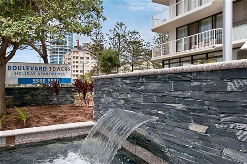 Boulevard Towers On Broadbeach 4*