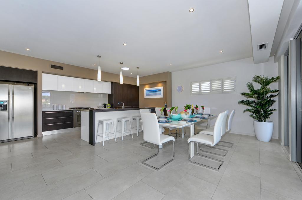 Belle Of Broadbeach