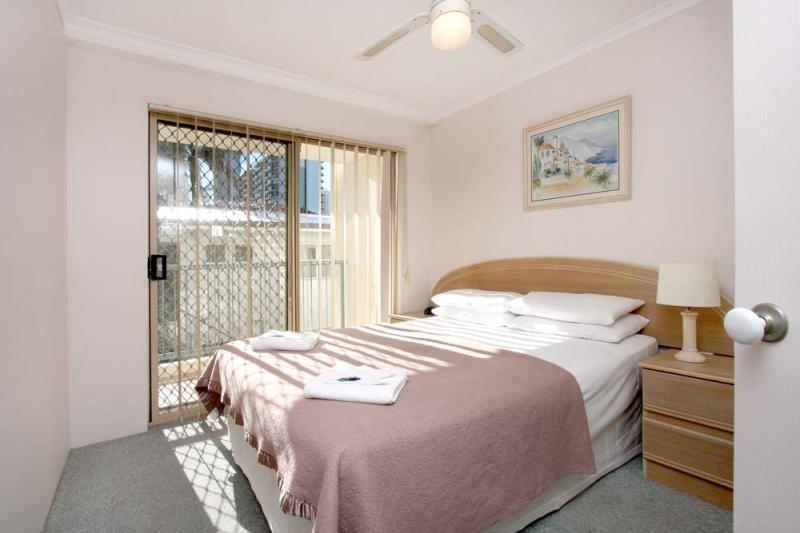 Aparthotel Surfers Riverside Gold Coast