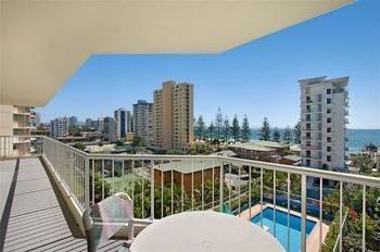 Aparthotel Rainbow Bay Gold Coast