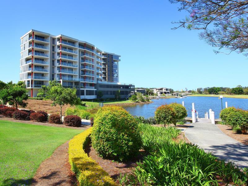 Aparthotel Signature Waterfront 4*
