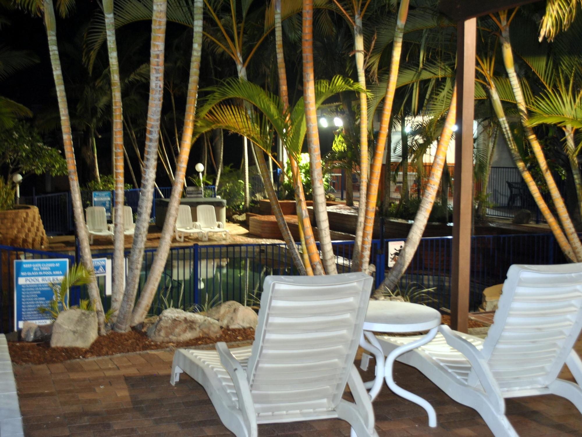 Aparthotel Club Surfers Gold Coast