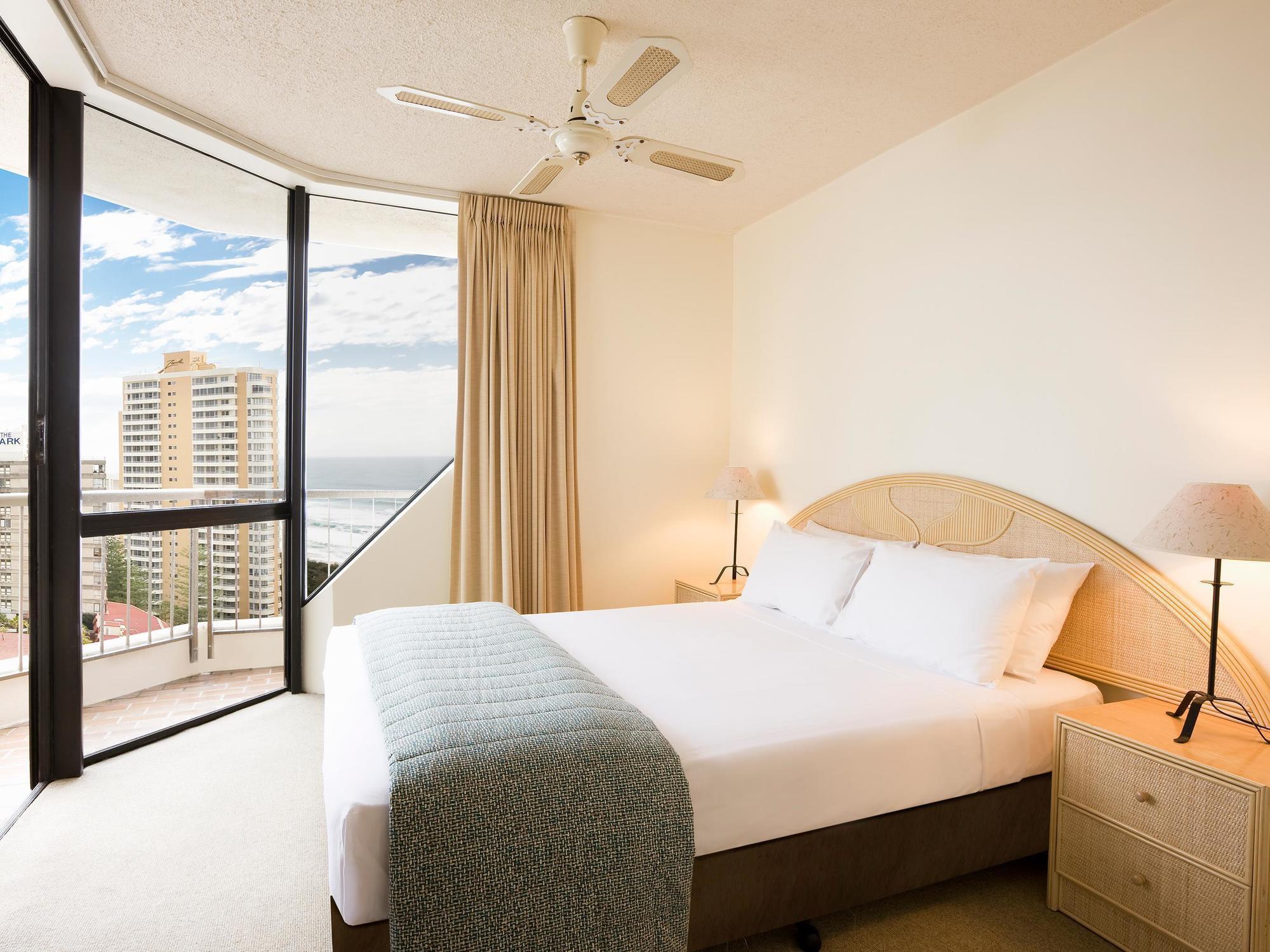 Paradise Centre Aparthotel Gold Coast