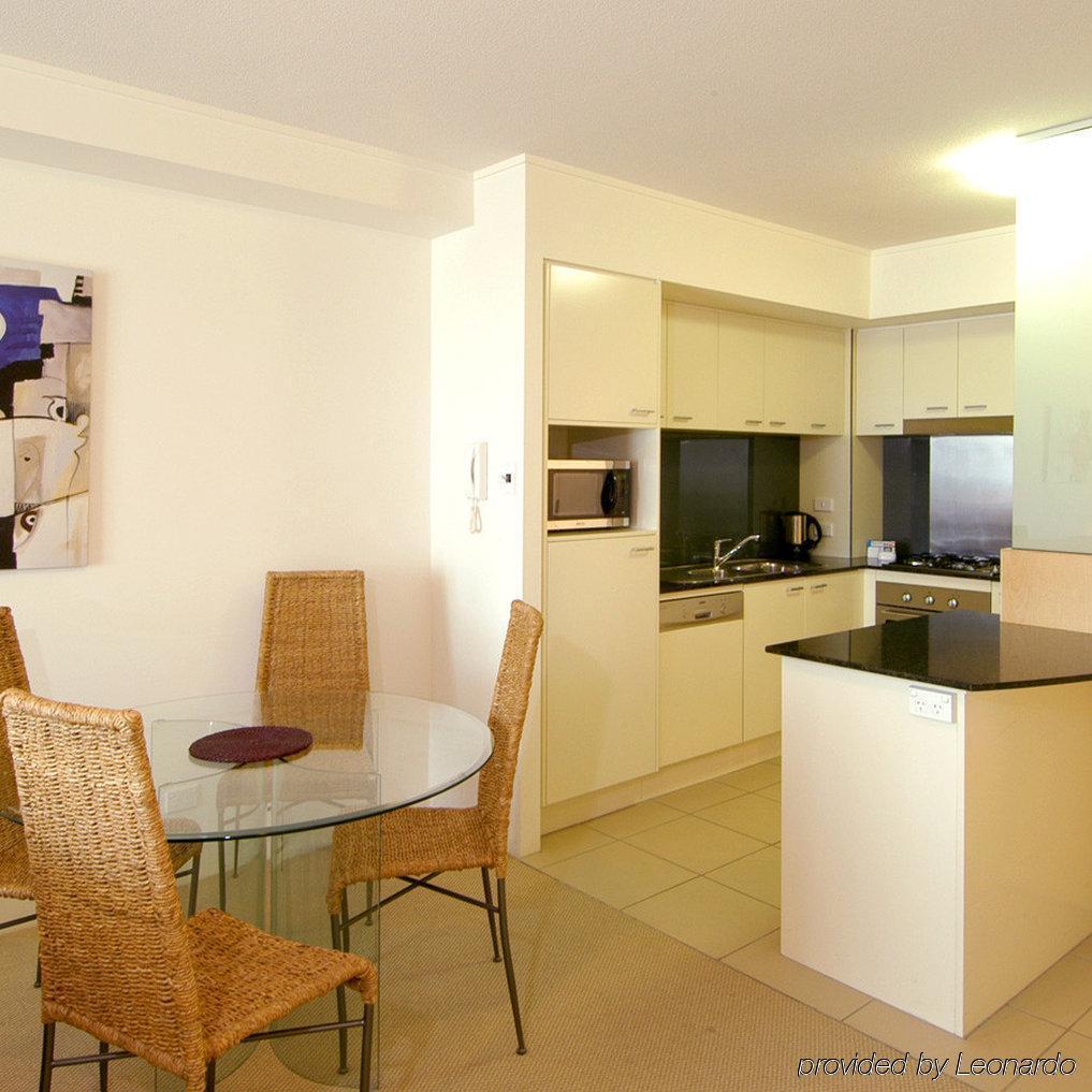 Mantra Broadbeach On The Park Aparthotel