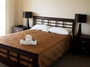 Bayview Bay Aparthotel 3*