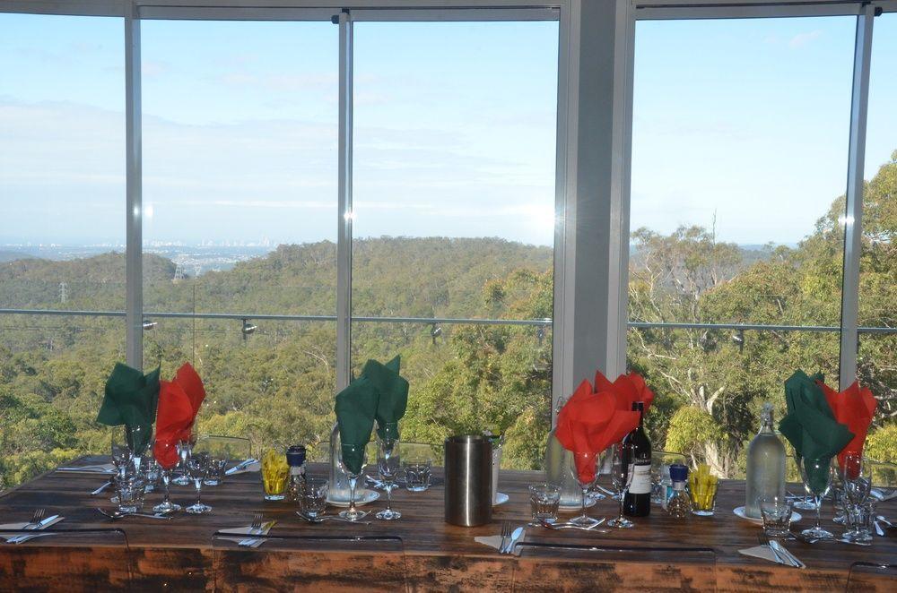 Hilltop On Tamborine Guest house