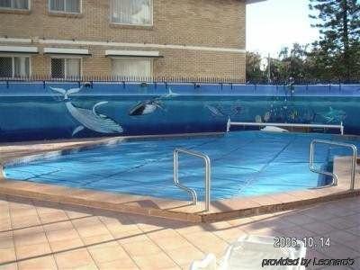 Grosvenor Beachfront Surfers Paradise 3*