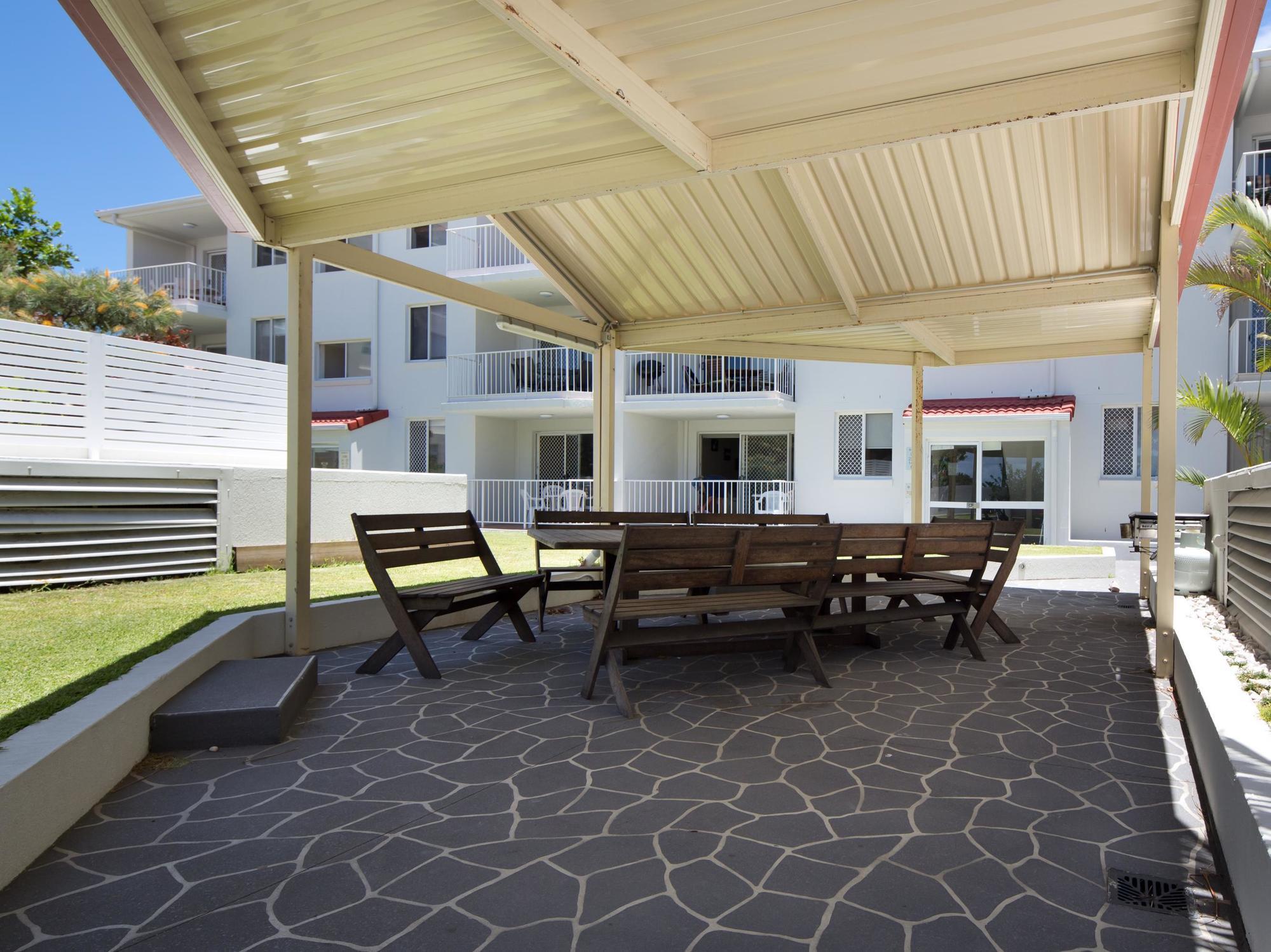 Burleigh Point Aparthotel