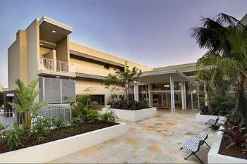 Chancellor Lakeside 4* Gold Coast