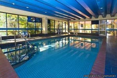 Centrepoint 3*