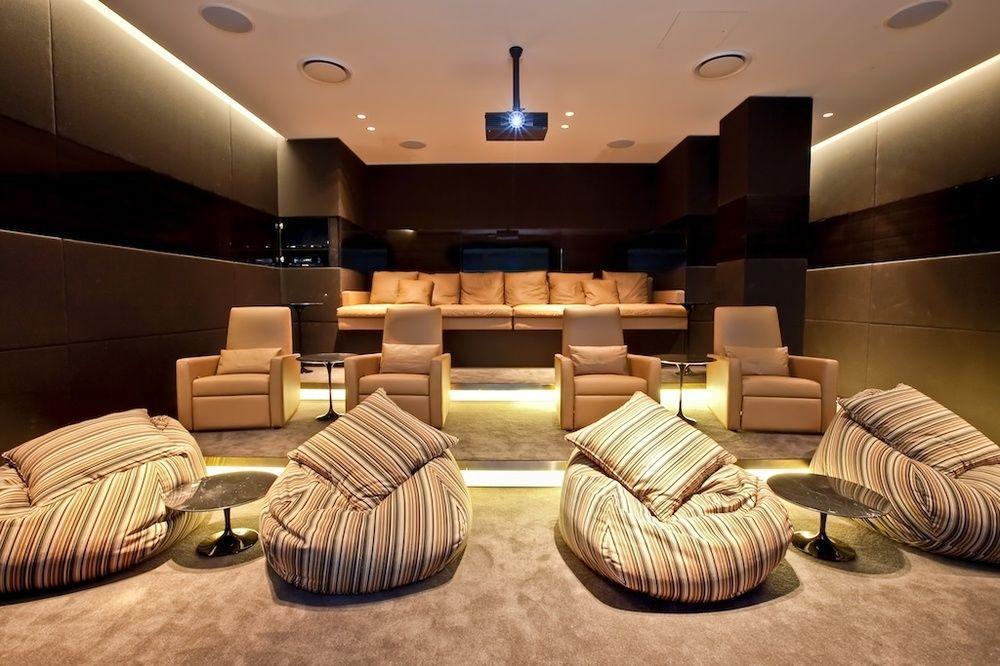 Nirvana By The Sea Aparthotel Gold Coast