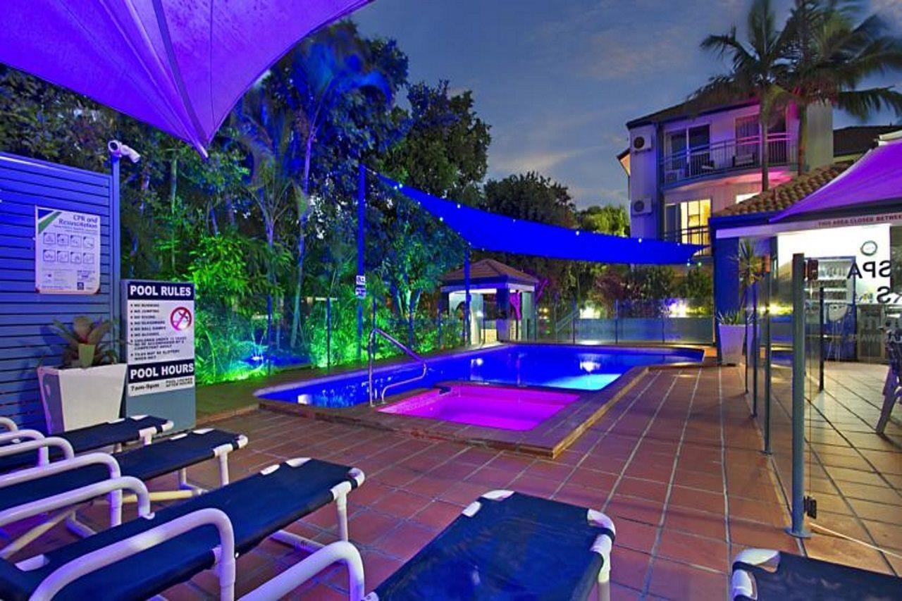 Santana Surfers Paradise