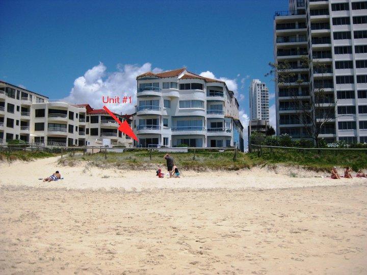Paros On The Gold Coast