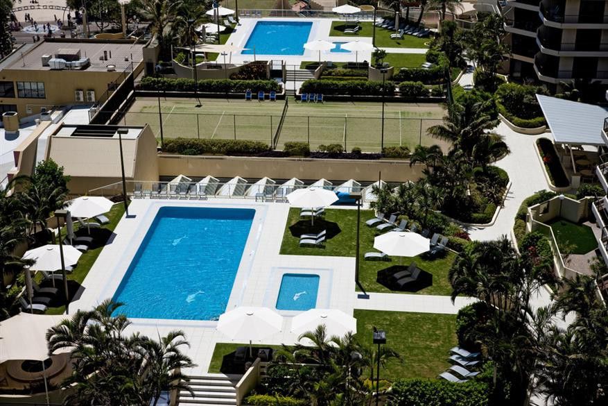 Paradise Centre Aparthotel