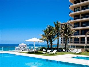 Paradise Centre 4*