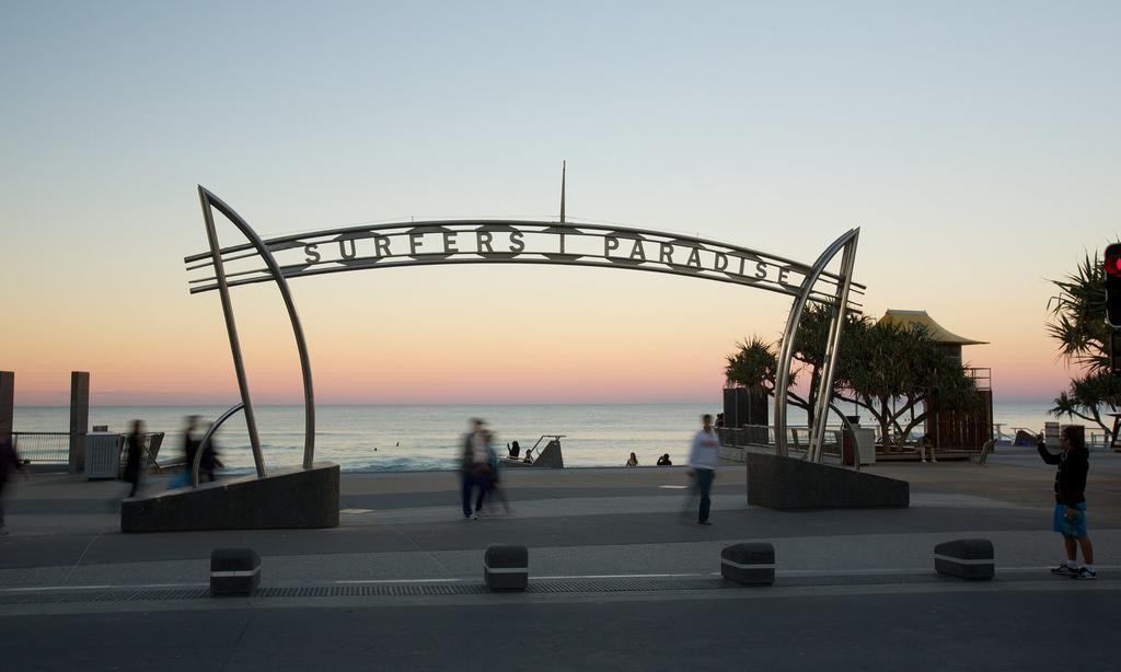 Soul Surfers Paradise 3 Bedroom *