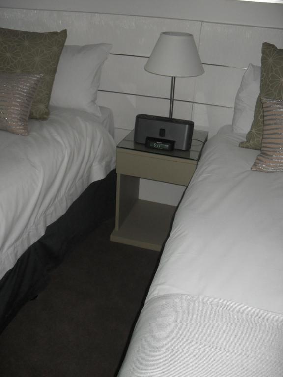 Soul Surfers Paradise 3 Bedroom Apartment *