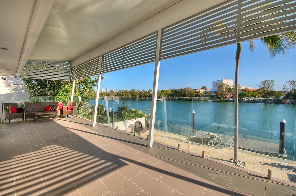 Holiday home Surfers Paradise Escape - Waterfront House Gold Coast