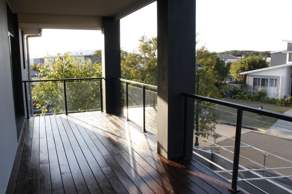 Large House At Palladium Boullevard * Gold Coast