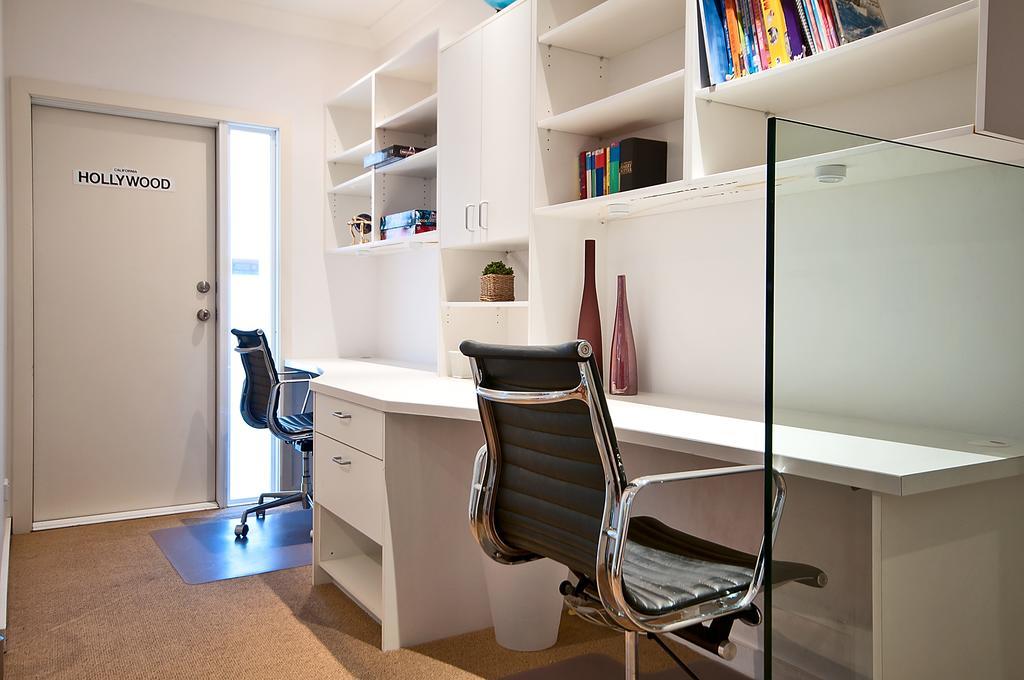 Holiday home Surfers Paradise Escape - Waterfront House