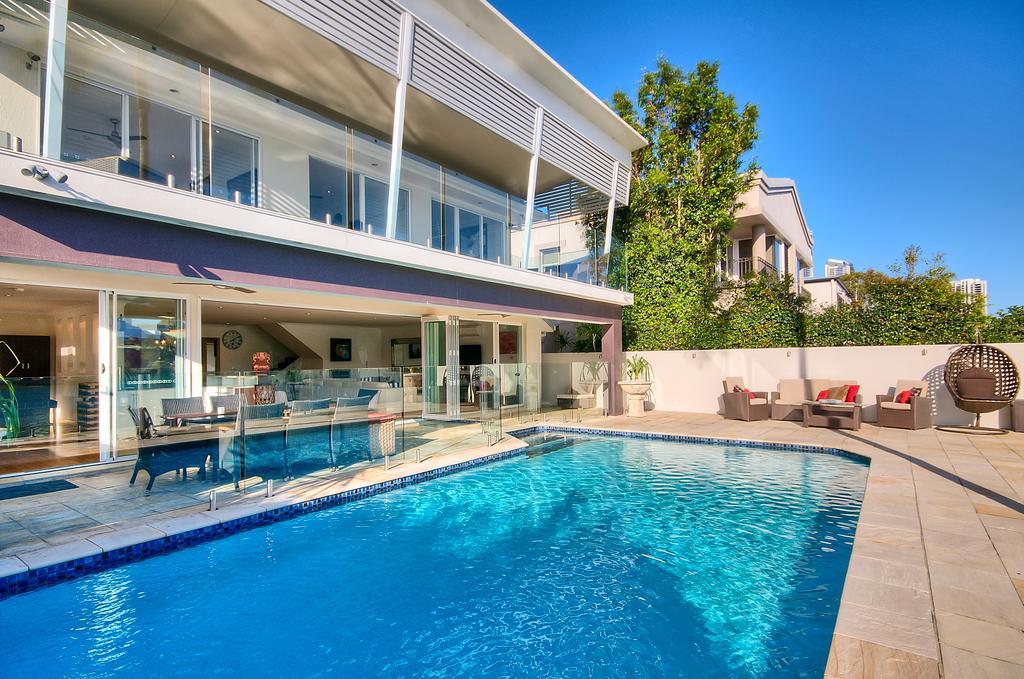 Holiday home Surfers Paradise Escape - Waterfront House