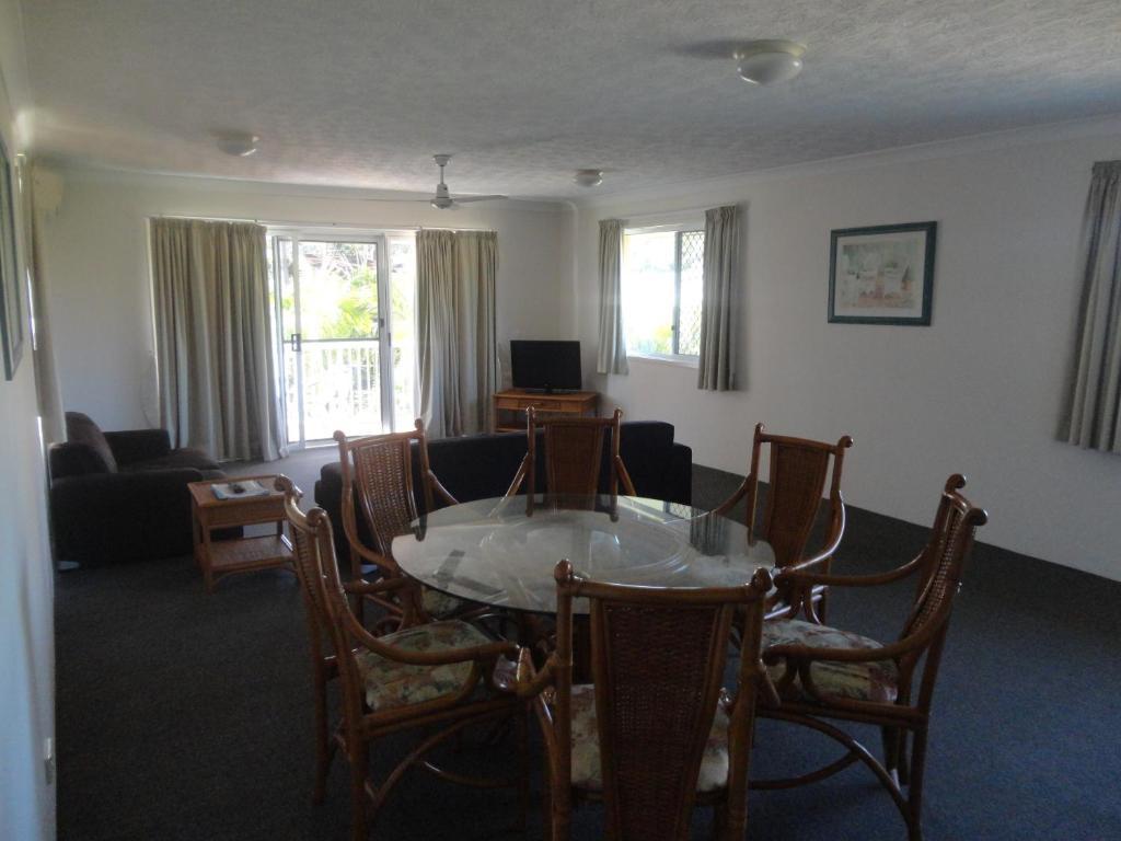 Regent Court Holiday
