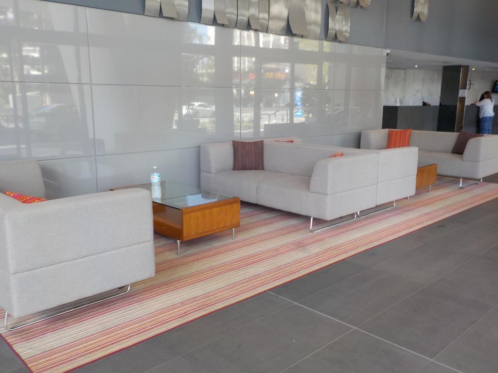 Circle On Cavill - Hr Surfers Paradise *