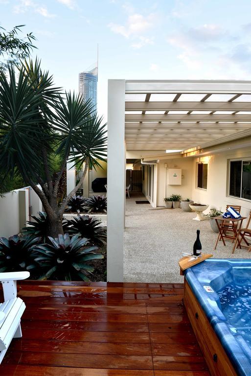 Roma On Capri Gc * Gold Coast