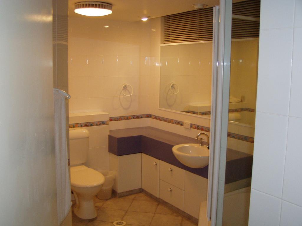 Anglesea Court Aparthotel Gold Coast