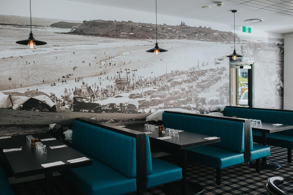 Coolangatta Sands Hotel Hostel