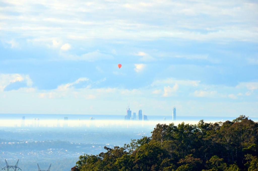 Hilltop On Tamborine 4* Gold Coast