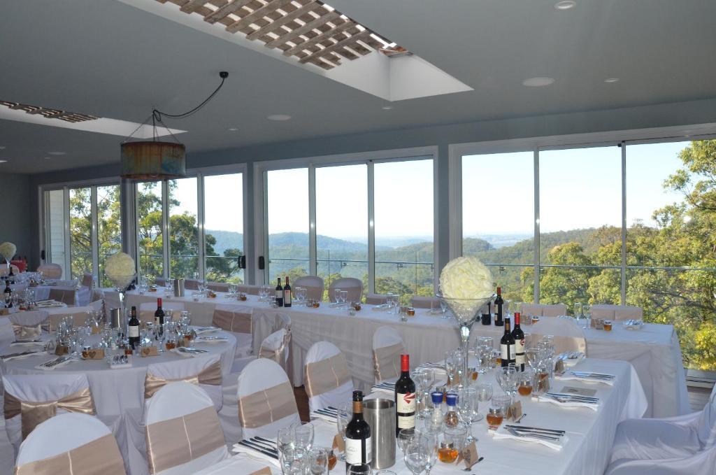 Hilltop On Tamborine Guest house 4*