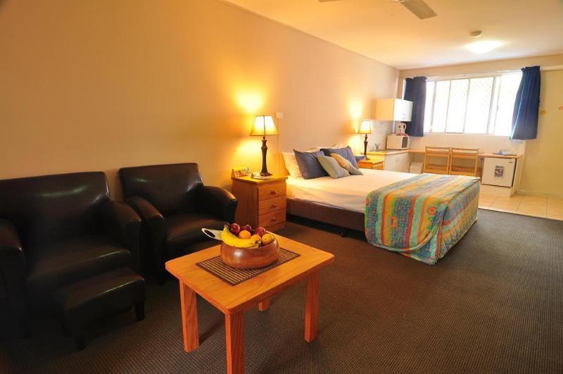 Aparthotel Browns At Broadbeach 3*