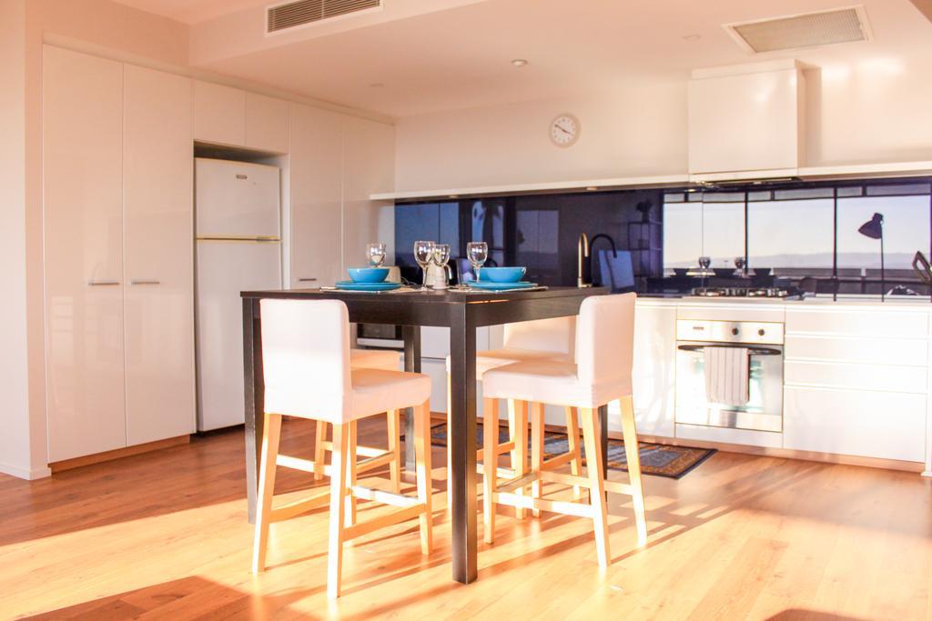Circle On Cavill Surfers Paradise Apartments-holiday Paradise Apartment *