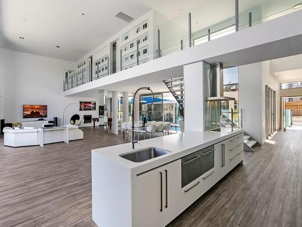 Luxury Waterfront 5*