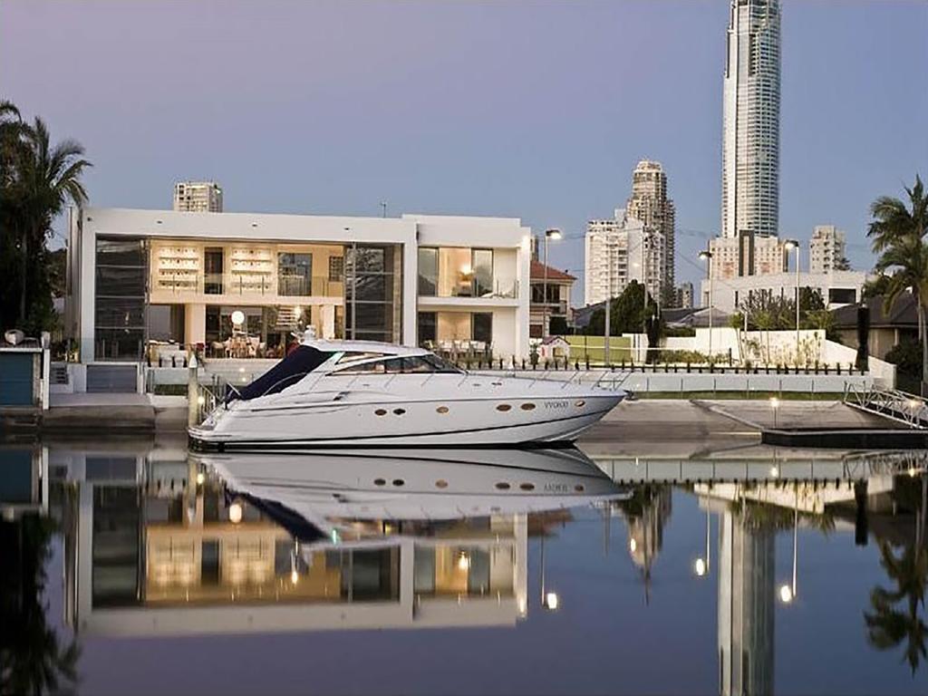Guest house Luxury Waterfront Gold Coast