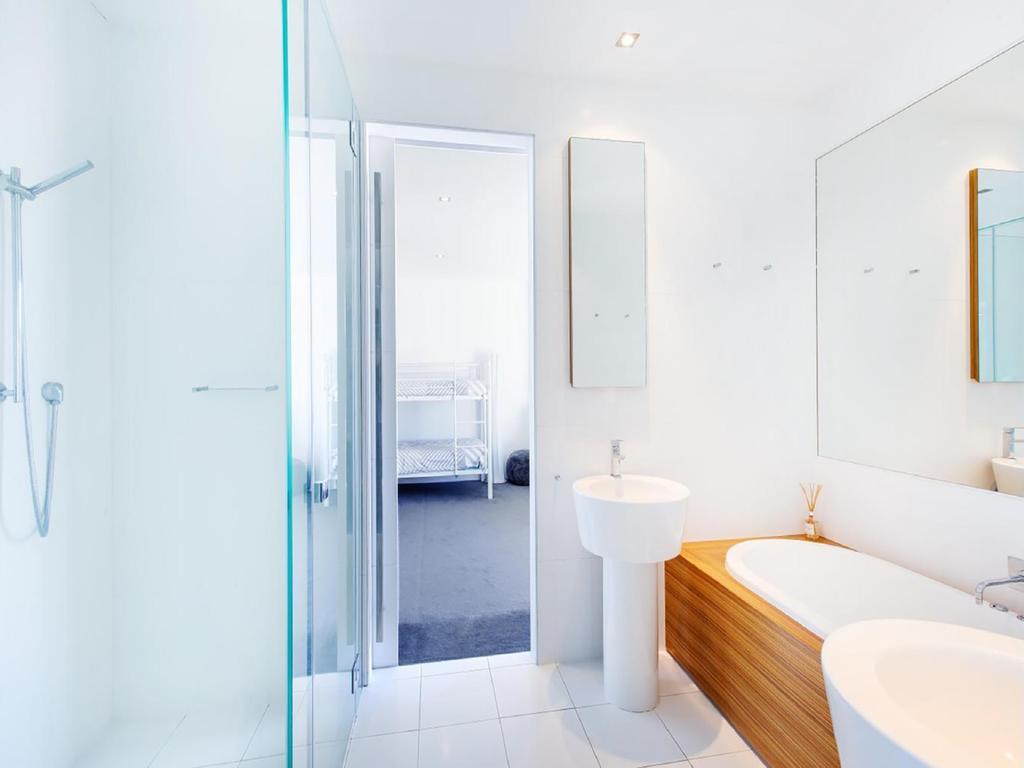 Luxury Waterfront Guest house