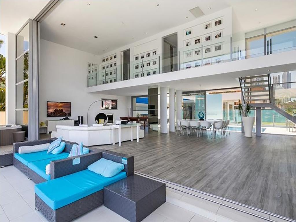 Luxury Waterfront 5*
