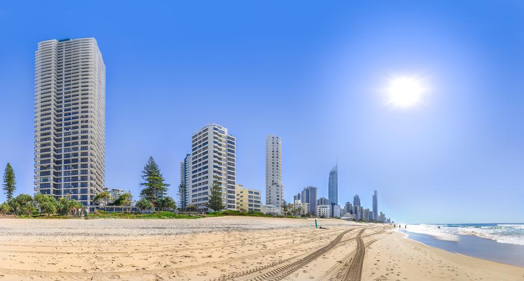 Surfers Aquarius On The Gold Coast