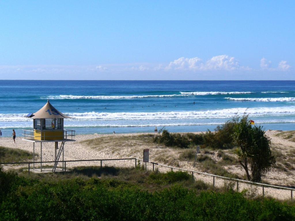 Aparthotel Currumbin Sands On The
