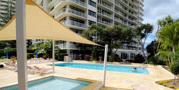 Breakfree Beachpoint Aparthotel