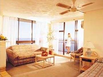 Breakfree Beachcomber Hotel