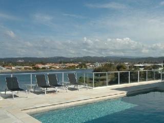 Aparthotel Chancellor Lakeside Gold Coast