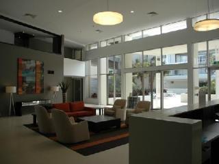 Chancellor Lakeside Aparthotel 4*
