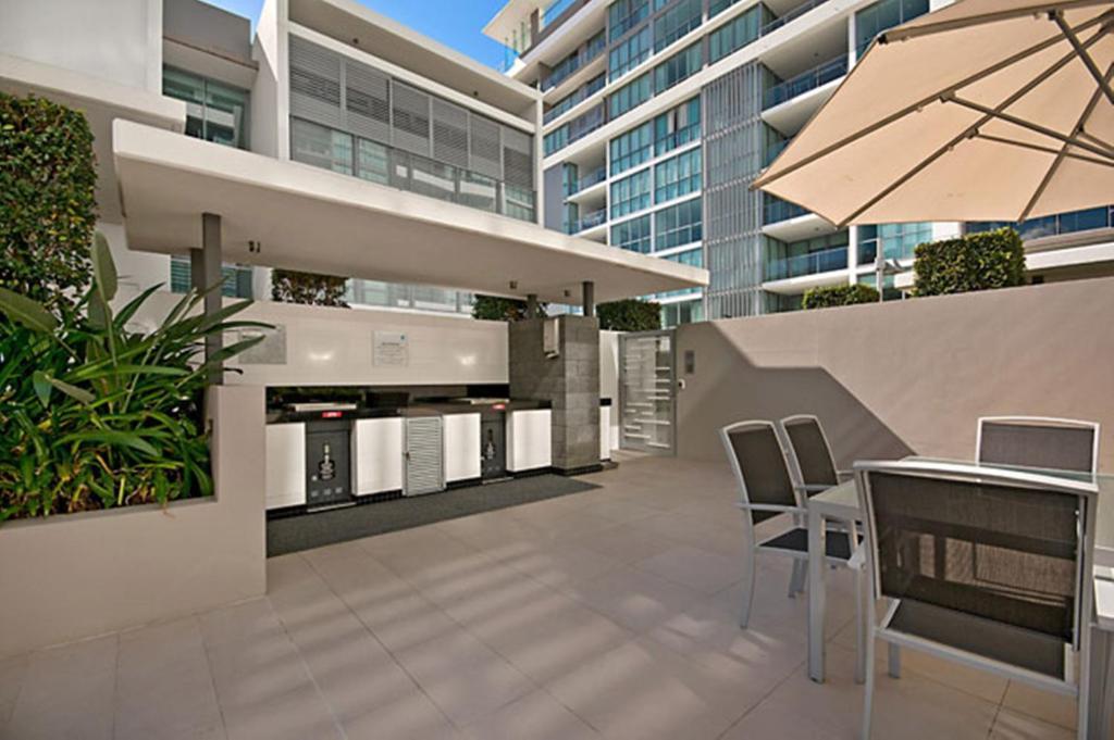 Ultiqa Freshwater Point Broadbeach Resort Gold Coast