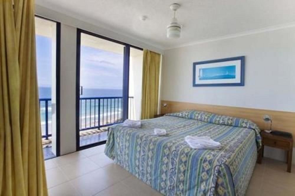 Surf Regency