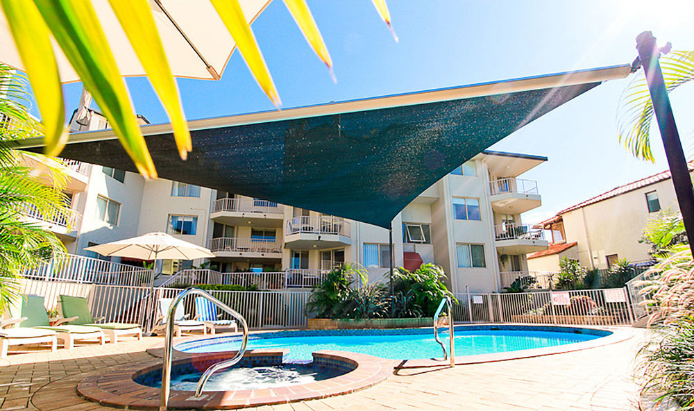Sandcastles On Currumbin Beachfront, 4*