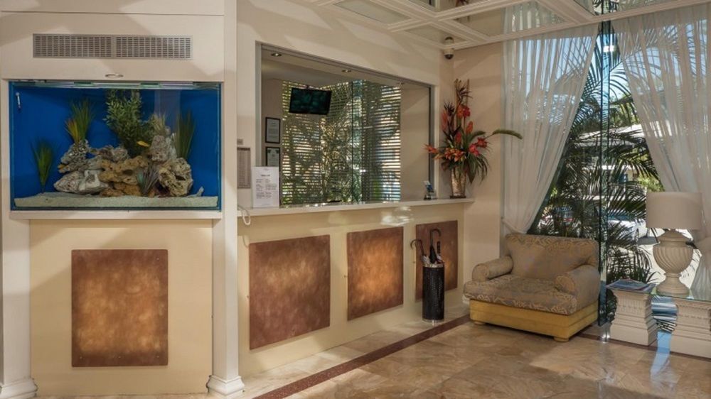 2nd Avenue Beachside